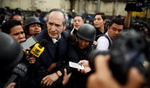 Prisión preventiva para el expresidente Álvaro Colom  de Guatemala