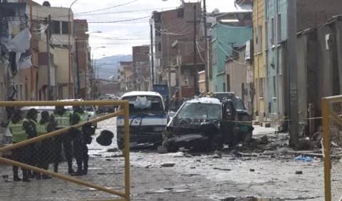 Policía desactiva explosivos en la ciudad de Oruro