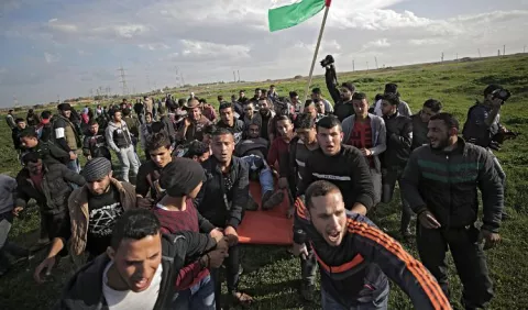 Más de 30 palestinos heridos en protestas por postura de EE.UU.