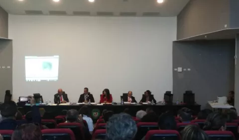 Posponen discusión del uso medicinal del canabis hasta el próximo martes