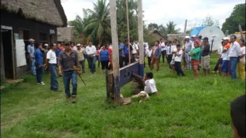 Por tercera vez castigan en el cepo a un alcalde boliviano