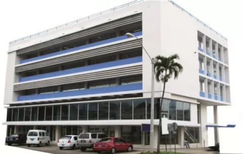 Apede le reclama al presidente y pide cumplir su mandato constitucional