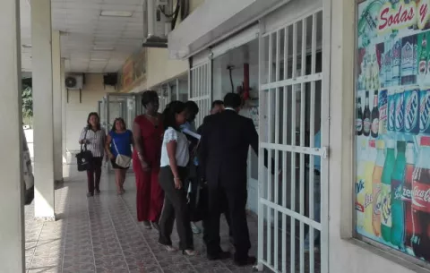 Fijan audiencia en caso de estudiantes lesionados por poste en Vista Alegre