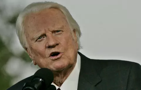 Fallece 'televangelista' Billy Graham, a los 99 años