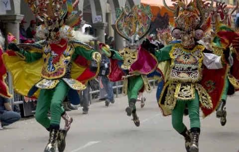 Bolivia brinda al mundo uno de los mayores carnavales de Suramérica