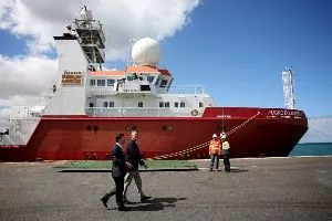 Desaparece el barco que busca al avión  MH370  de Malasya Airlines que se estrelló en 2014