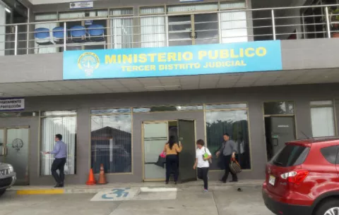Ordenan detención a sujeto en David  por violencia familiar