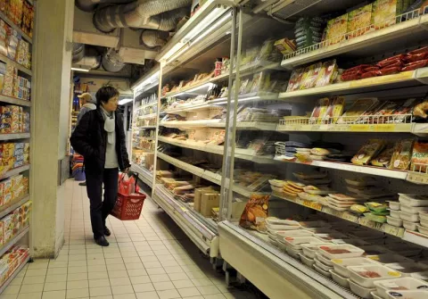 Comida ultraprocesada podría elevar el riesgo de cáncer