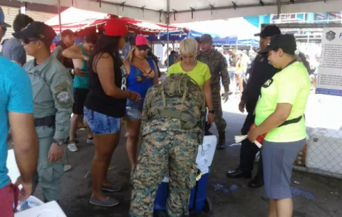 Polémica por cobro de 'coolers' en Carnaval chitreano 