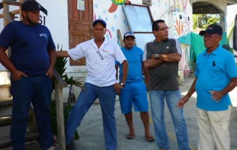 Pedasieños afectados por el cierre de Isla iguana