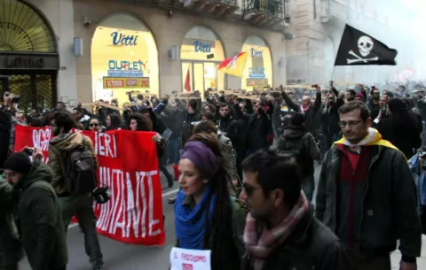 Sendas marchas en Italia contra el racismo antes de las elecciones 