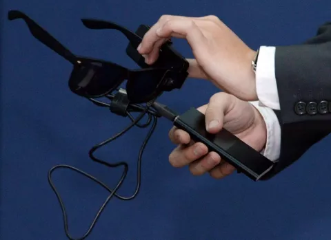Lentes inteligentes para débiles visuales