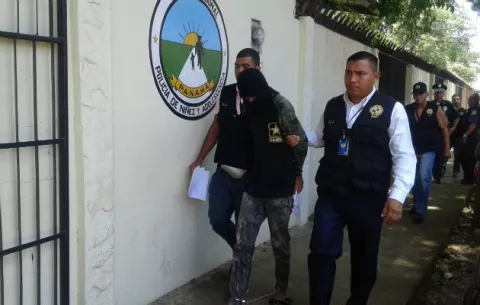 Menor es condenado a 12 años de prisión por homicidio de taxista 