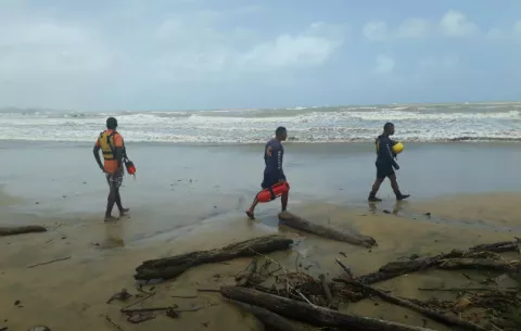 Hallan cuerpo sin vida de desaparecido en playa Palmira, Colón