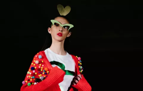 Pasarela de Ágatha Ruiz de la Prada es un éxito en el NYFW