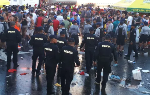 Mujer da a luz en pleno Carnaval en Montijo