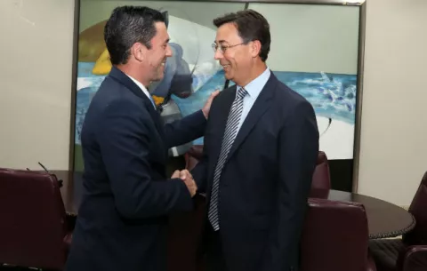 Melitón Arrocha abandona su curul y toma posesión como embajador