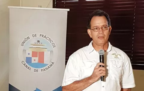 Renuevan junta directiva de prácticos del Canal