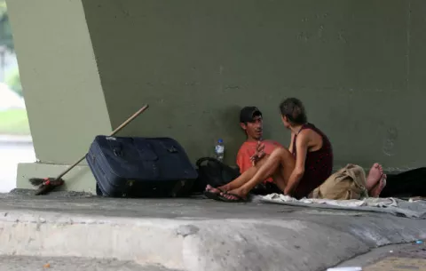 Río de Janeiro trata de olvidar sus miserias en Carnaval