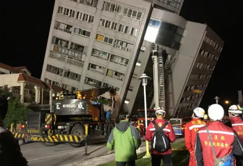 Al menos dos muertos y 150 heridos por terremoto de 6,4 grados en Taiwán