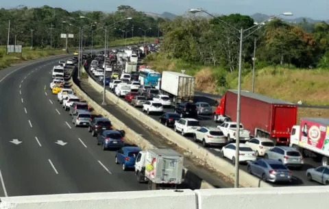 Éxodo hacia provincias registra gran tranque en Panamá Oeste