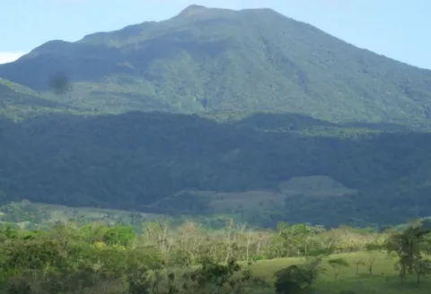 ¿Estará despertando volcán Tenorio tras miles de años en Costa Rica?