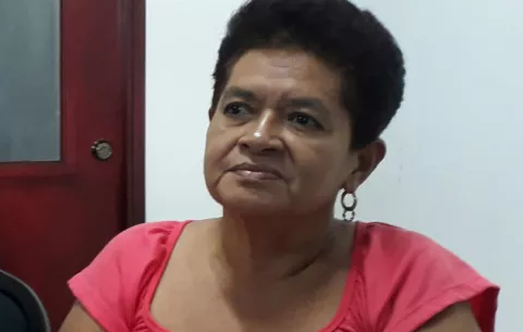 ¡Apareció! Madre de profesora asesinada y enterrada pide justicia 
