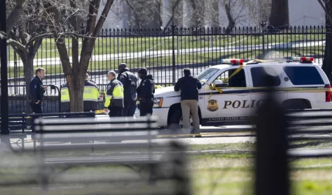 Muere hombre que se disparó en la Casa Blanca