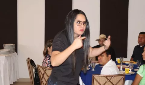 No dejan entrar a Zulay Rodríguez a congresillo en Bocas del Toro