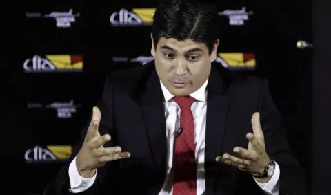 Candidato  exige a rival 'dar la cara'