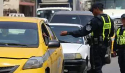 Colonenses se movilizan ante llamado a huelga
