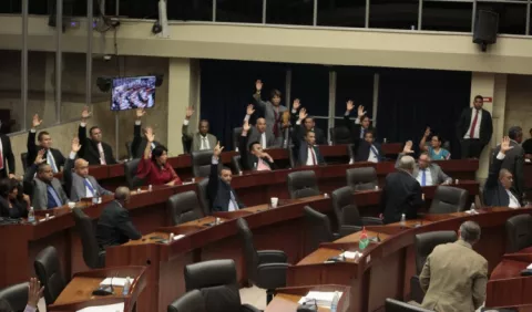 Asamblea  ha jugado su papel constitucional, aseguran abogados