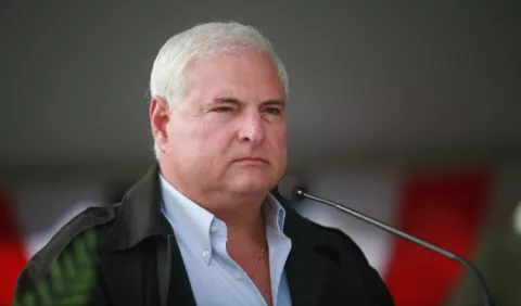 Equipo legal de R. Martinelli realiza descargos