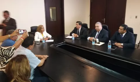 CNA y Asamblea analizan crisis institucional que  está afectando a Panamá