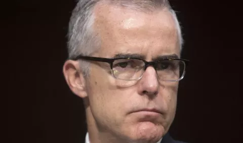 Exsubdirector del FBI tiene memos de Trump