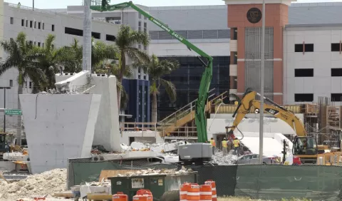 Identifican a 5 víctimas del puente colapsado