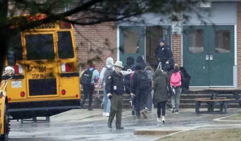 Un muerto y dos heridos en un tiroteo en  Maryland en EE.UU.