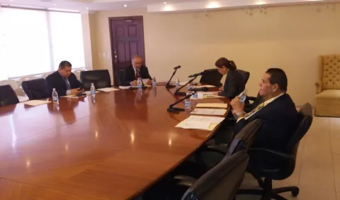Analizan denuncias en Comisión de Credenciales