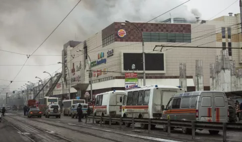 Incendio en Rusia  deja más de 30 muertos