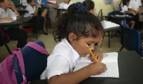 Preocupación por  60 mil  niños  en etapa escolar con casos de obesidad