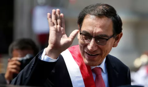 Presidente de Perú afronta nuevos retos