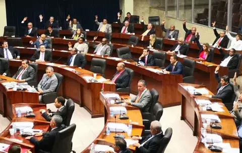 Diputados de oposición elegirán a los nuevos miembros en Credenciales