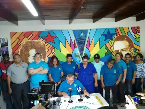 Asoprof desmiente al Meduca, 52 escuelas aun no están listas