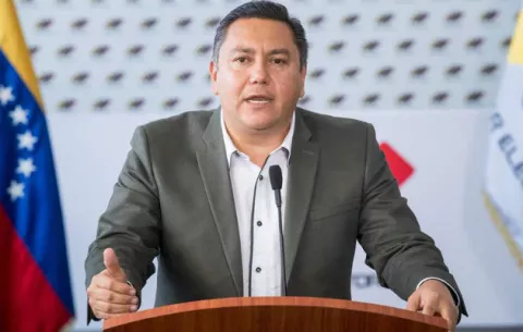 Bertucci: No aprobaré leyes para permitir matrimonio igualitario y el aborto