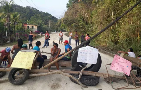 ¡Cansados! Viven residentes respirando polvo excesivo en Buena Vista