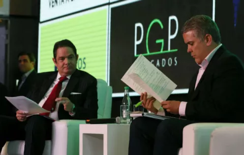 Candidatos derechistas ven necesaria alianza para gobernar Colombia