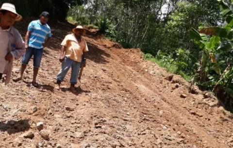 Moradores de Chagres exigen caminos de producción