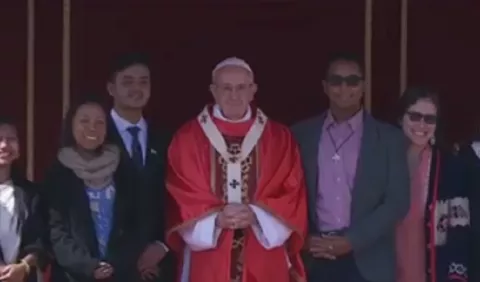 Colonense aboga por los jóvenes ante el papa Francisco