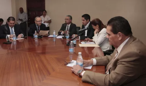 Credenciales archiva denuncia contra Varela y De Saint Malo