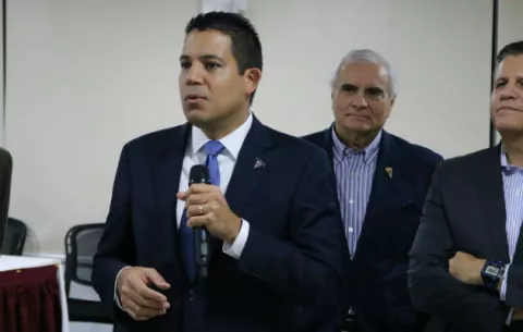 Crisis política que afecta a Panamá preocupa a los empresarios